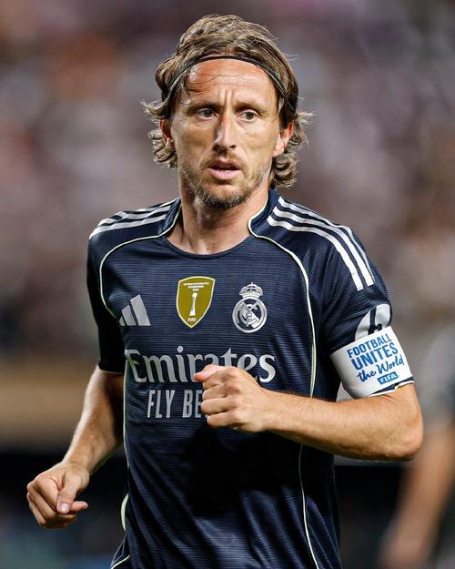 小里弗斯：双探花现在都是头牌 不是詹欧那种更像第一年的詹韦