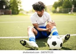 巴萨发布对阵马竞海报：亚马尔对决阿尔瓦雷斯，拉菲尼亚C位