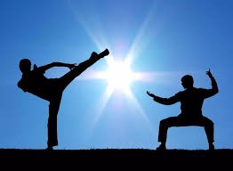 为什么赢钱时你从不担心风险？（为何在赢钱时你总忽略风险？）